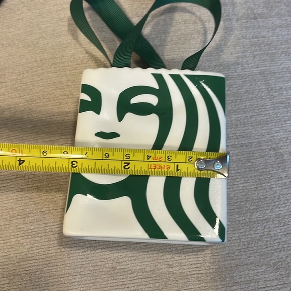 Starbucks 2019 Ceramic Gift Card Holder Tote Holiday Christmas Tree Orna… - Picture 5 of 5